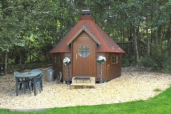 a picture of our shared guest bbq hut