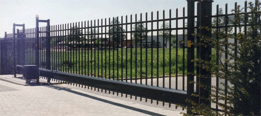 Cantilevered sliding gate