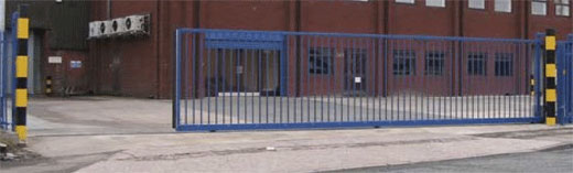 Track sliding gate