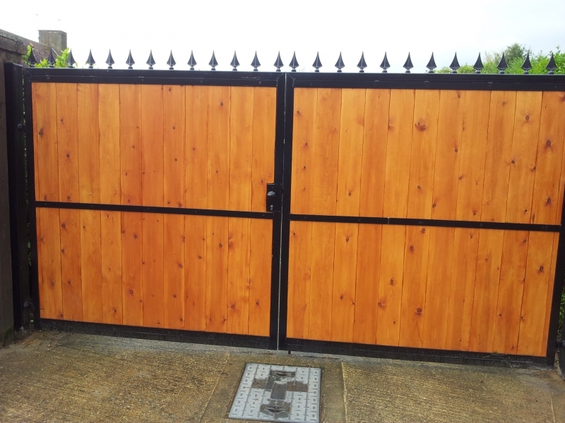 Gates & Railings Buckinghamshire Middlesex Aaron Gates & Railings