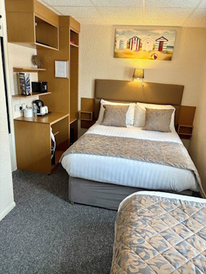 Room Interior in Clifton Court Hotel