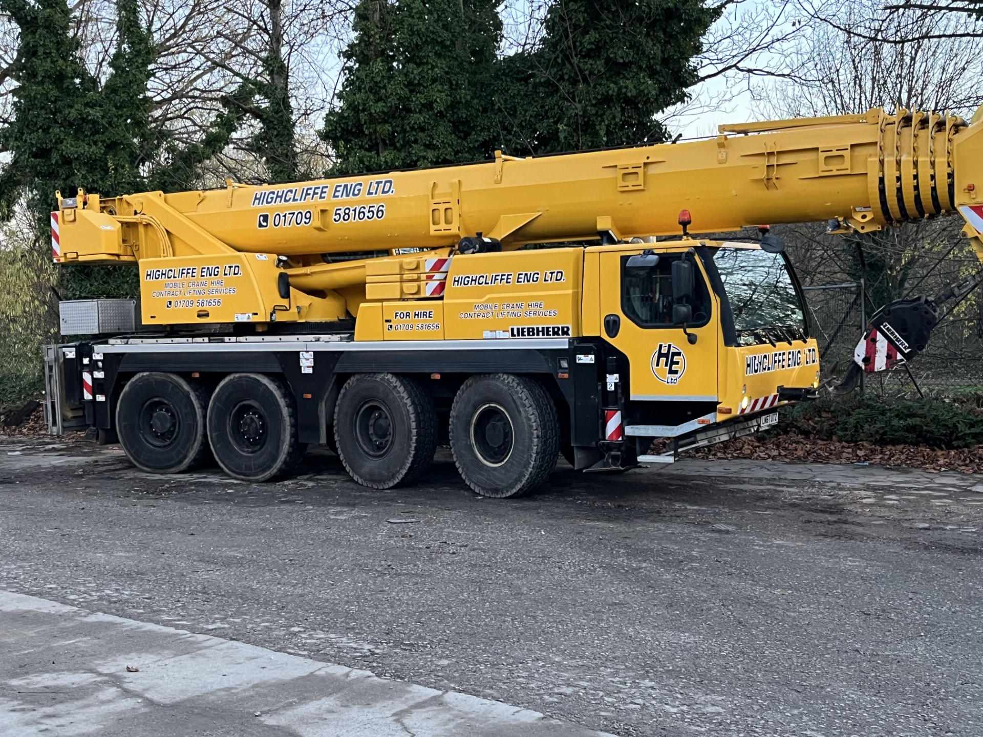Liebherr LTM 1070 mobile crane
