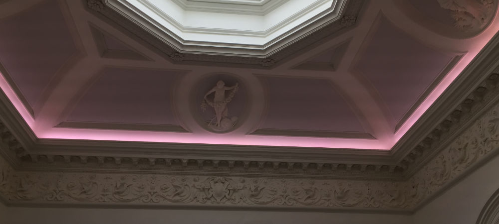 Classical Décor