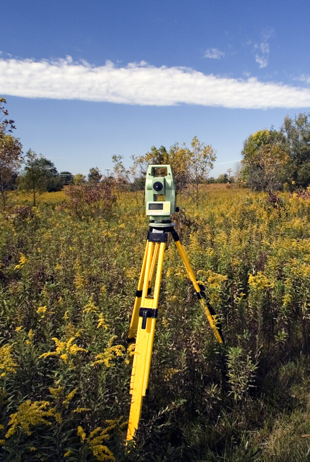 Land Surveying with total station