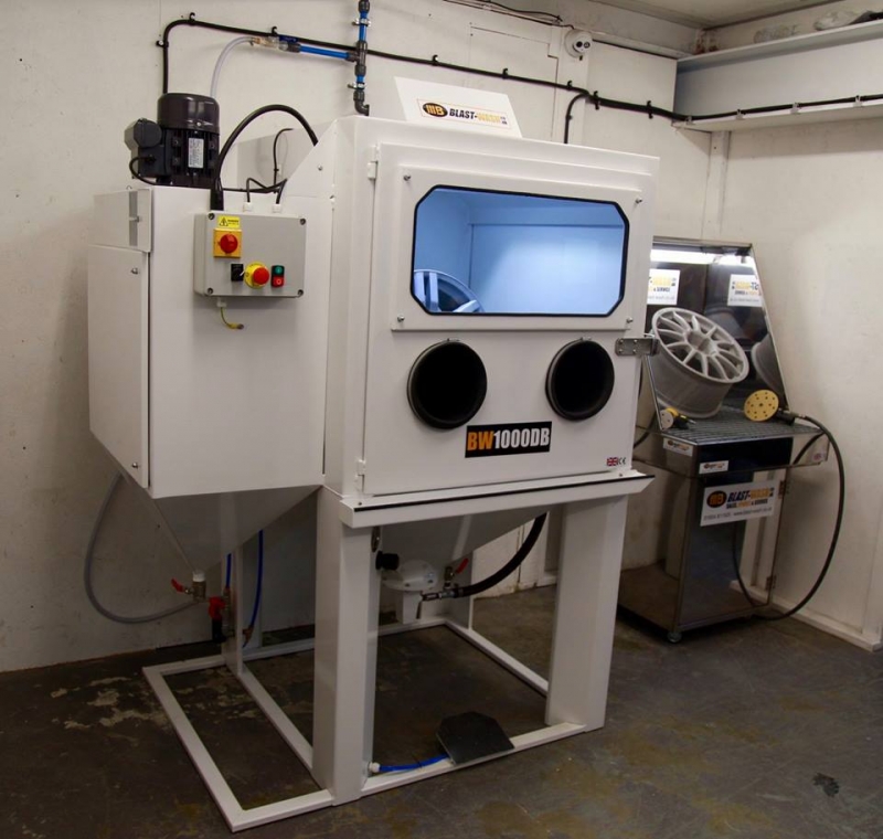 Alloy Wheel Rotating Holder for blasting Blastwash UK