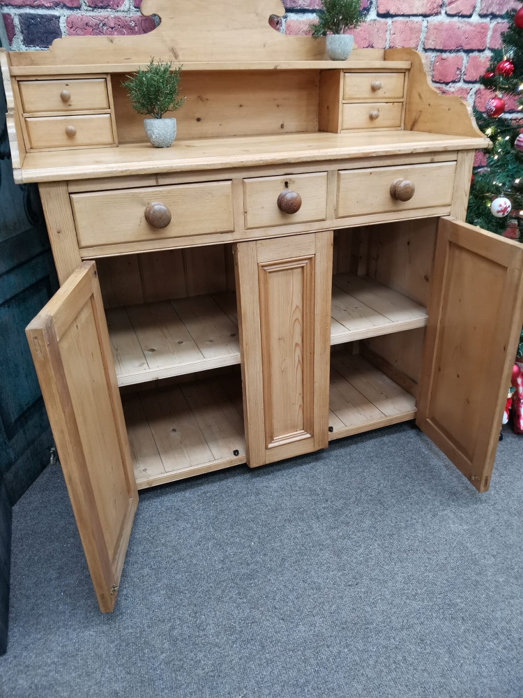 Scotch Dresser RARE stunning condition Pond Cottage Antiques