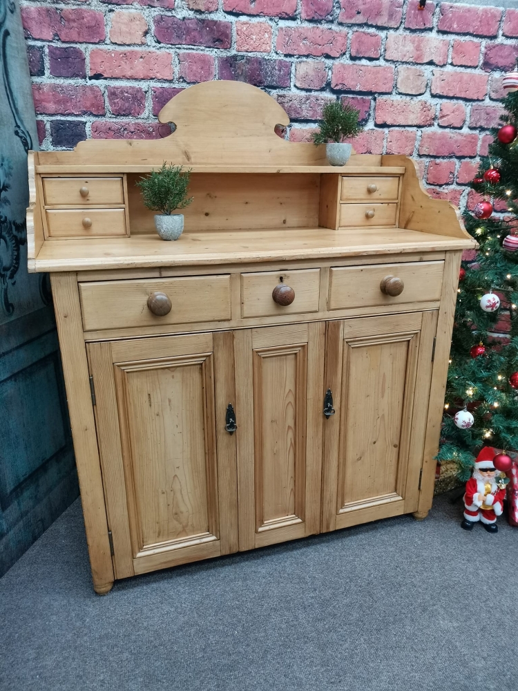 Scotch Dresser RARE stunning condition Pond Cottage Antiques