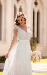 Stella York 6628 size12 in Moscato /Ivory