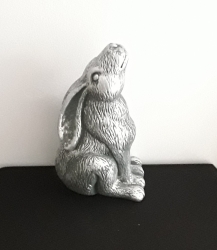 Moon-gazing Hare, Statue, Silver