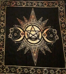 Altar Cloth, Gold/Black Pentagram