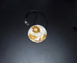 Shell Sun Pendant Necklace 