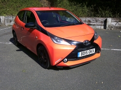2015 BD15OKX AYGO 1.0 X-CITE AUTOMATIC 5 DOOR