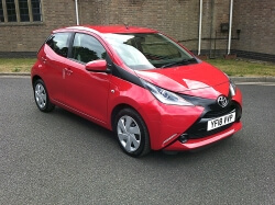 2018 YF18VVP AYGO 1.0 AUTOMATIC X-PLAY 5 DOOR