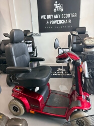 Pride Celebrity Deluxe 