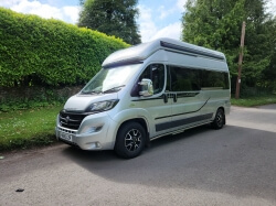 NEW ARRIVAL - 2015 AUTO-TRAIL V-LINE 610 SILVERLINE