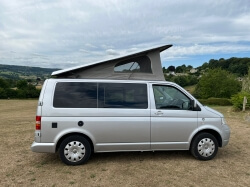 NEW ARRIVAL - 2008 VW BY DANBURY