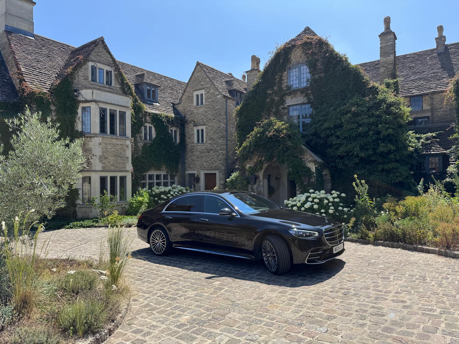 JONNY-ROCKS Luxury Chauffeurs